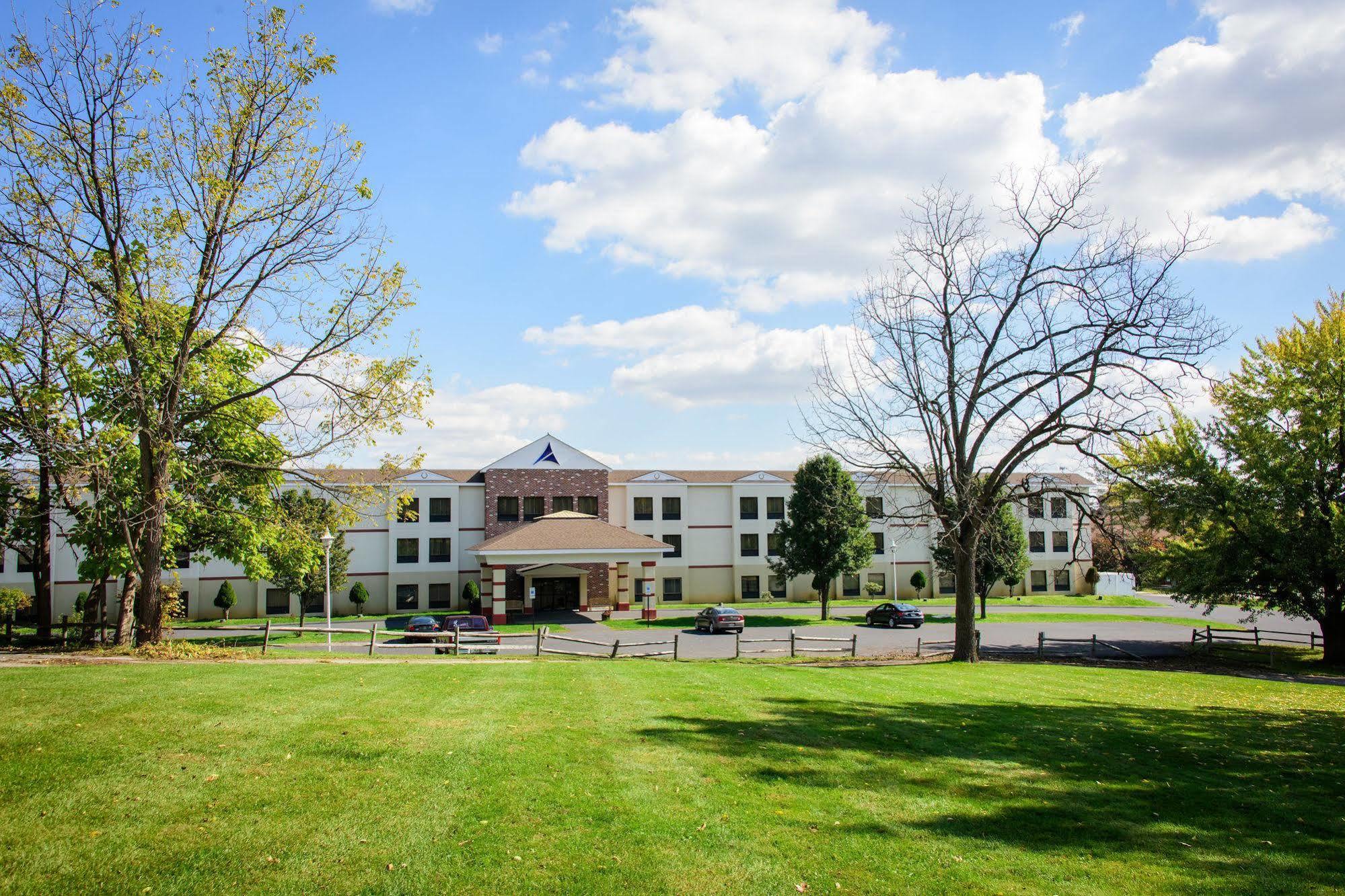 Aspire Hotel And Suites Gettysburg Exterior foto